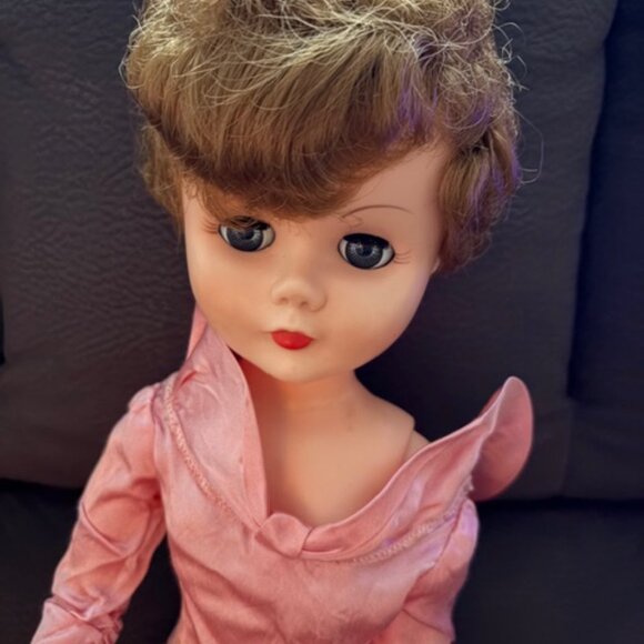 Loveable Louise Doll - Picture 4 of 7